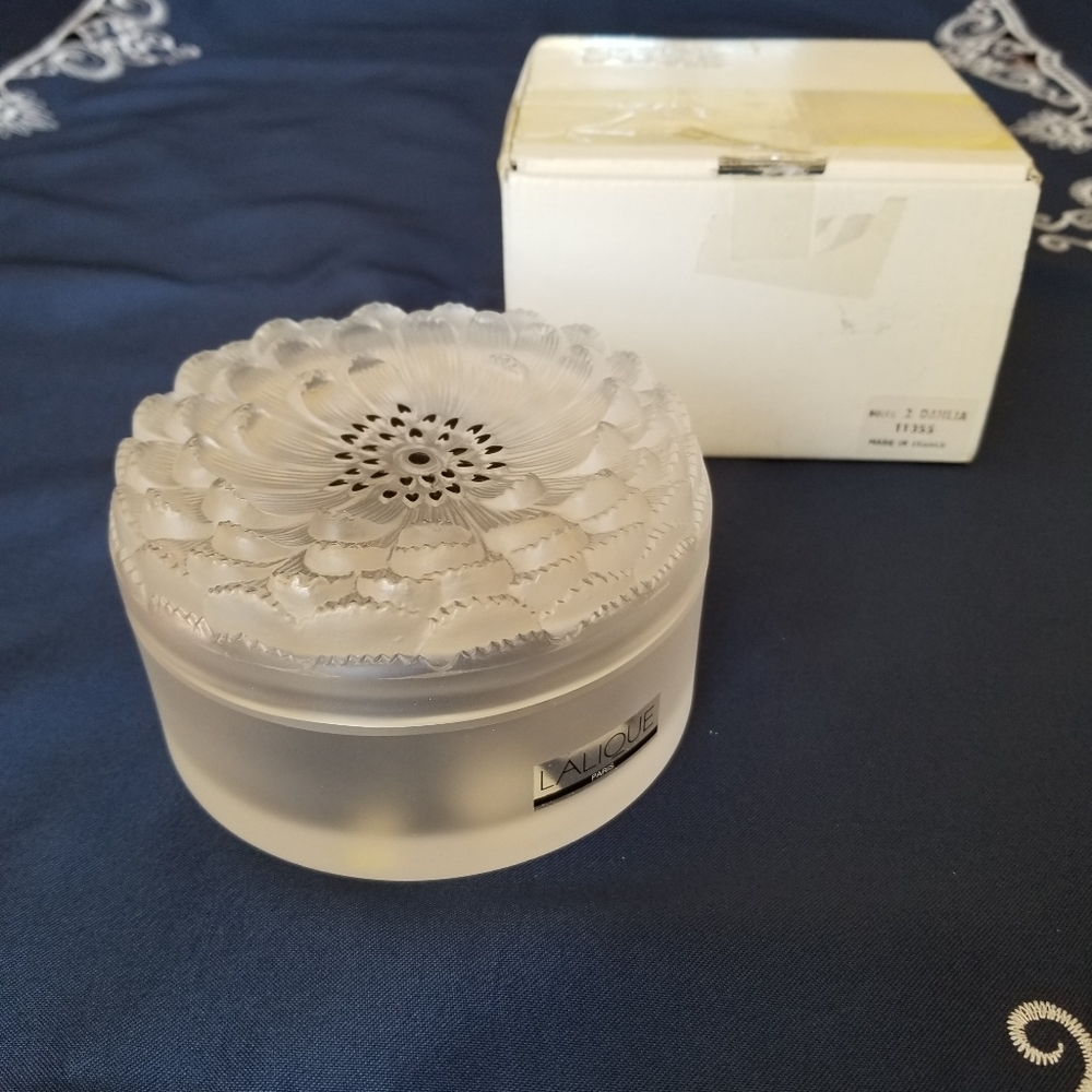 Lalique Dahlia Box